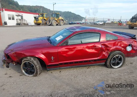 2007 Ford Mustang V6 Deluxe/V6 Premium z USA, uszkodzony, nr VIN 1ZVFT80N875355679
